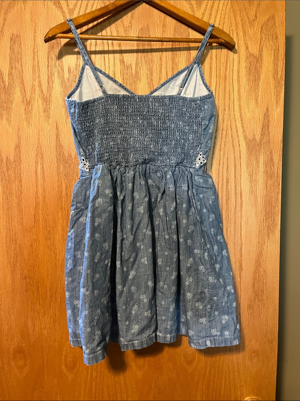 Abercrombie & Fitch Blue Floral Chambray Sundress - Picture 9 of 11